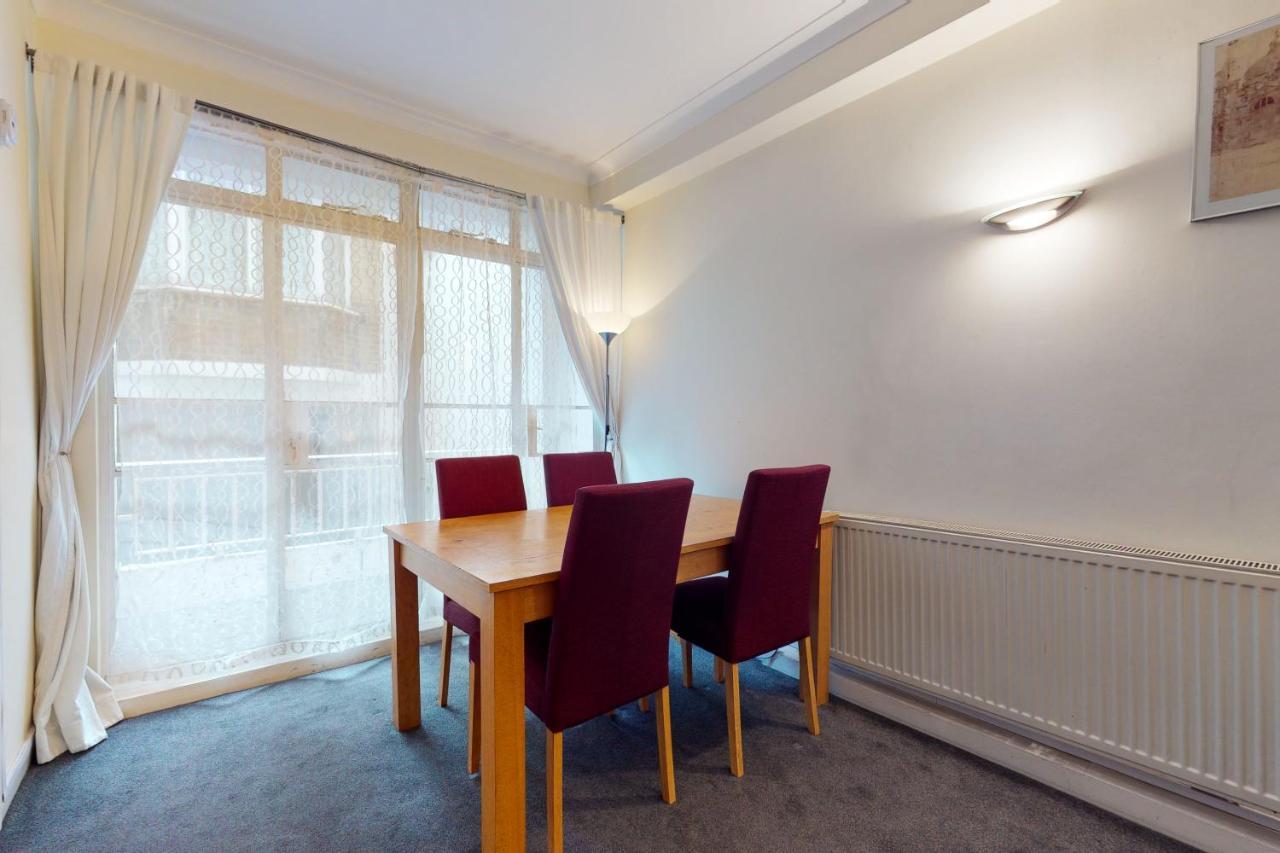 Hertford Court London Luaran gambar