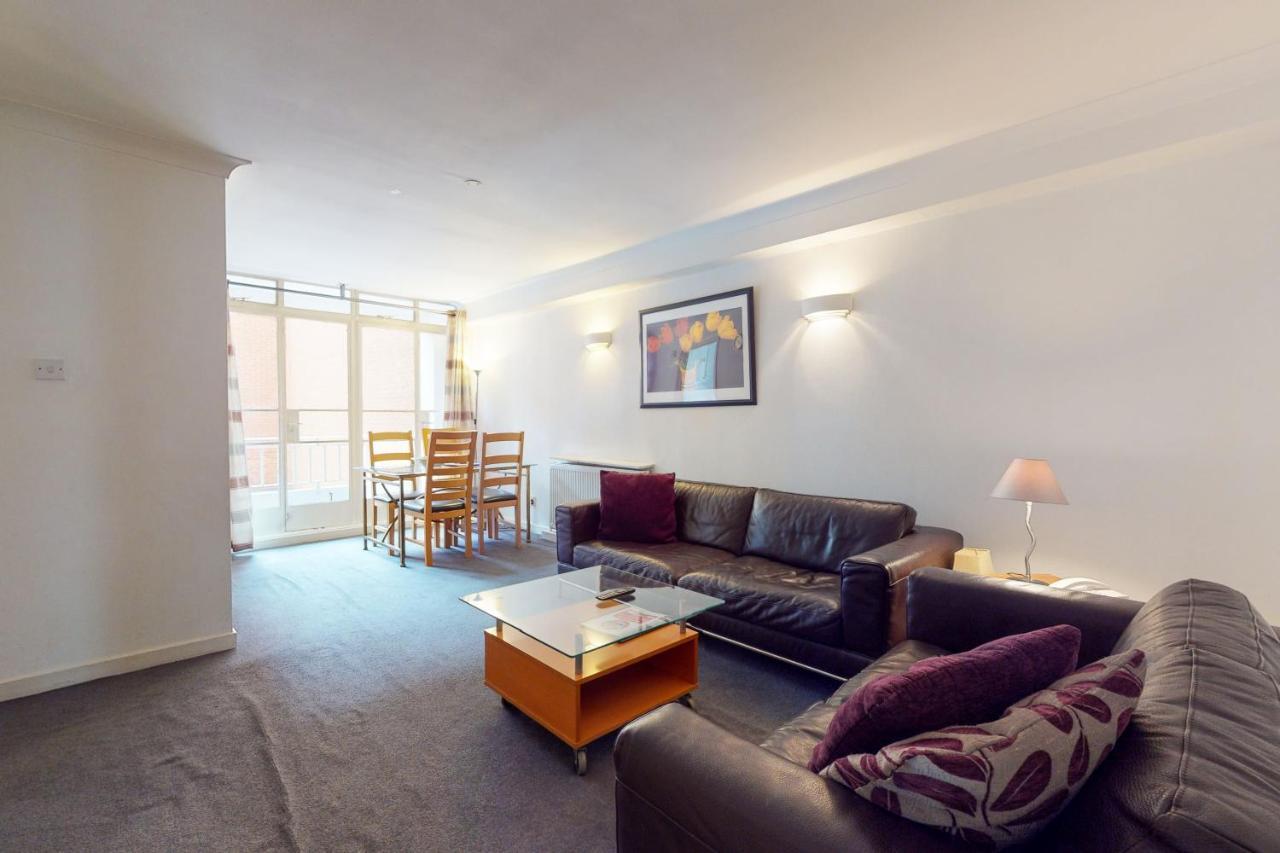 Hertford Court London Luaran gambar